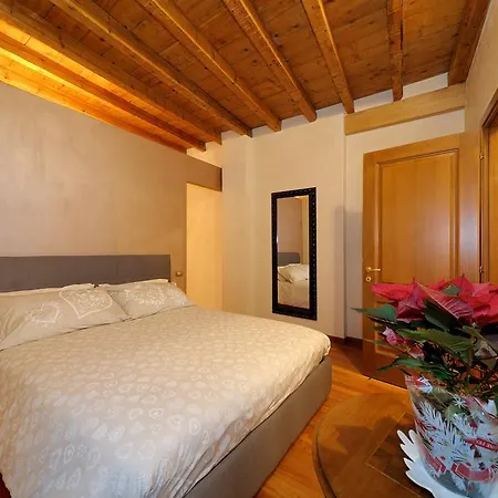 Antico Palazzo Signorile Apartamento *