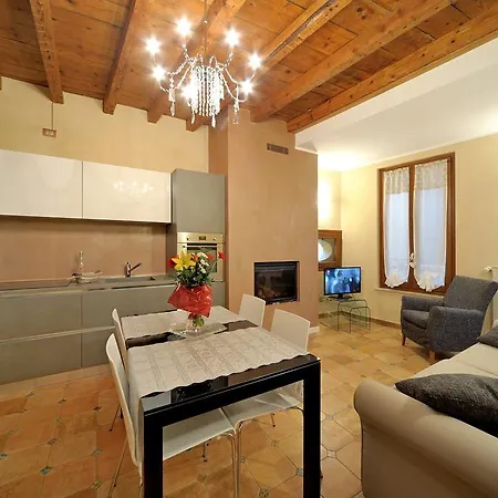 Apartamento Antico Palazzo Signorile *