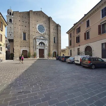 アパート Antico Palazzo Signorile サロ