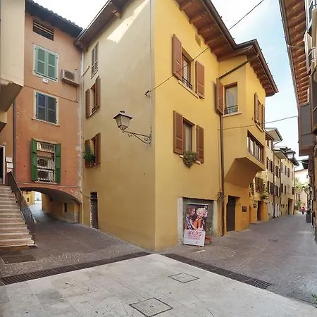 Antico Palazzo Signorile Apartamento Saló