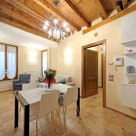 Apartamento Antico Palazzo Signorile *