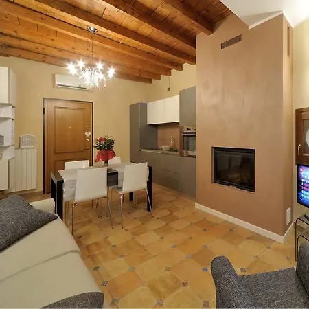Antico Palazzo Signorile * Saló