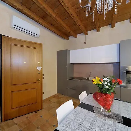 Antico Palazzo Signorile Apartamento *