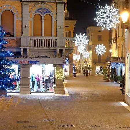 Antico Teatro Signorile * Salò